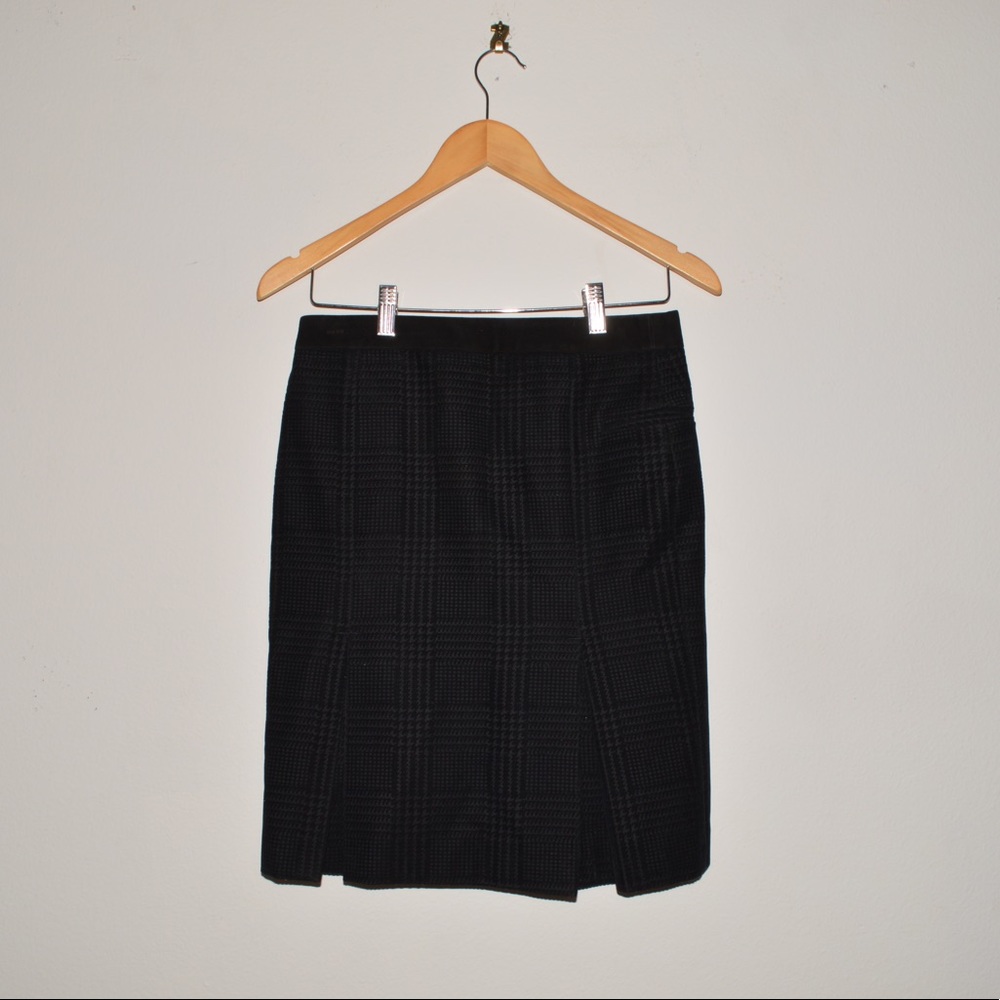 CoSTUME NATIONAL Black Plaid Skirt